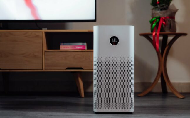 so sánh máy lọc không khí xiaomi và sharp