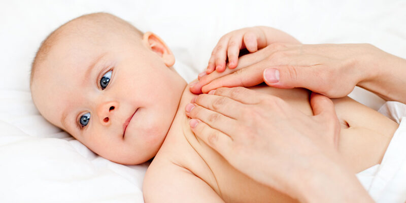 Cách massage đầu cho trẻ sơ sinh đúng và an toàn nhất, Mi Hà Nội