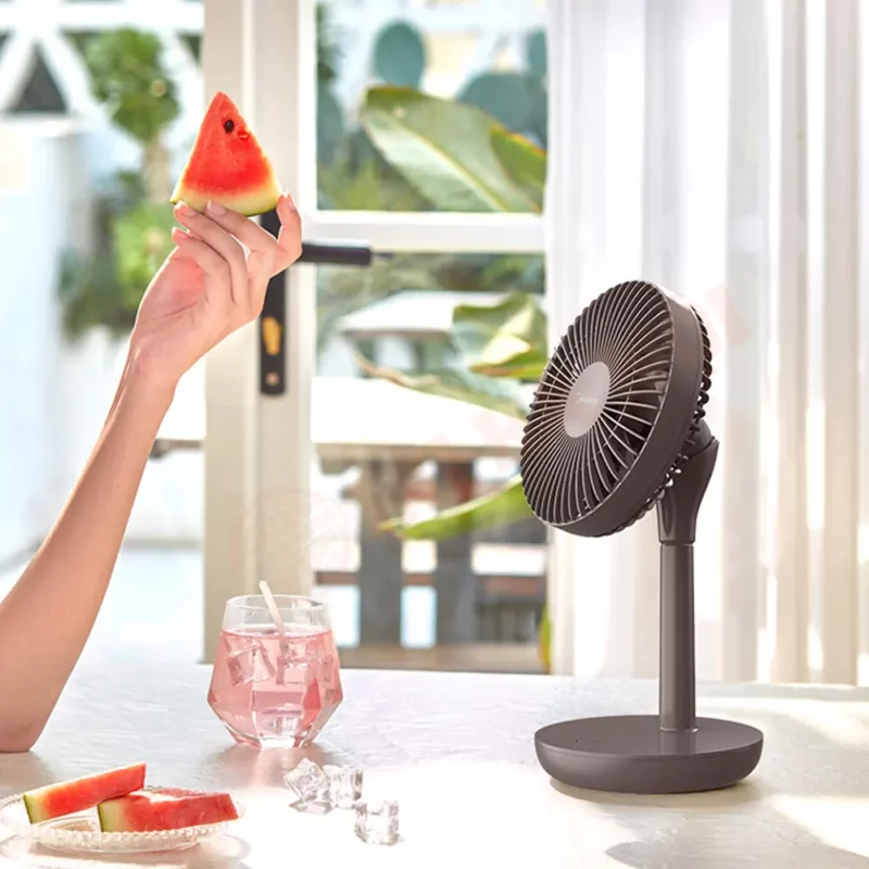 Quạt tích điện mini Midea