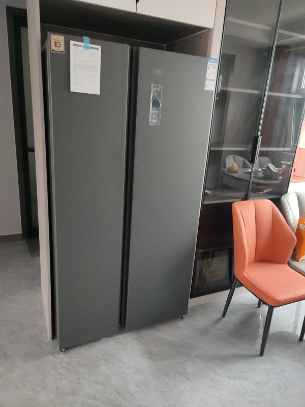 Tuy kích thước lớn nhưng thiết kế thông minh của tủ lạnh Mijia 610L vẫn tương đối gọn trong không gian nhà bạn