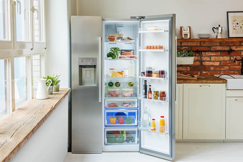 Không nên nhồi nhét rất nhiều thức ăn ở bên trong gầm tủ lạnh