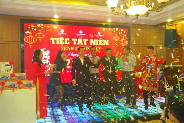 Kịch bản tất niên, kịch bản MC tất niên công ty hay nhất