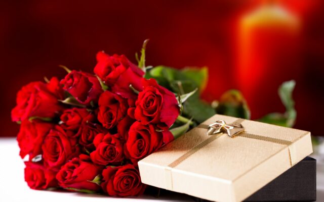 Tổng hợp những món quà Valentine tặng bạn gái 14/2