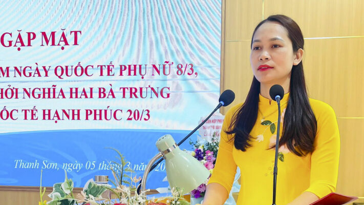 Tổng hợp những lời dẫn chương trình văn nghệ 8/3 ý nghĩa