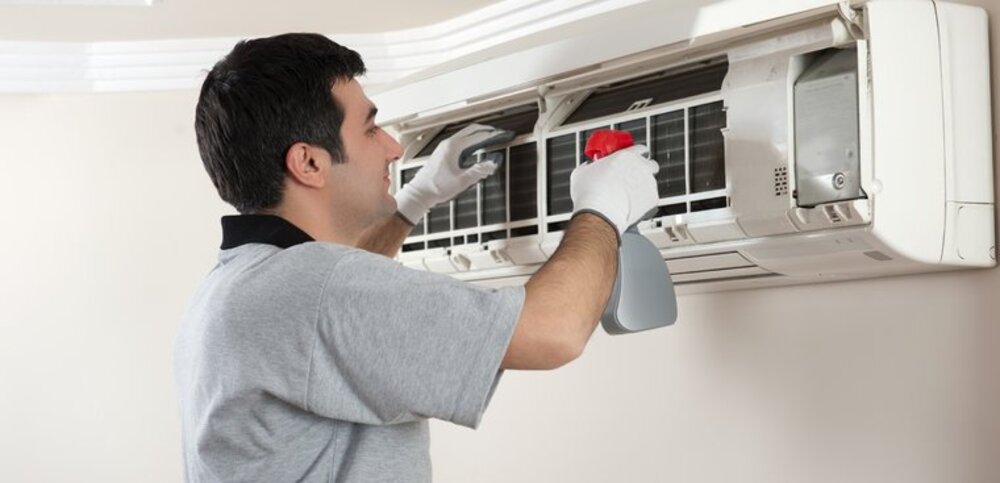 Vệ sinh dàn lạnh máy lạnh định kỹ