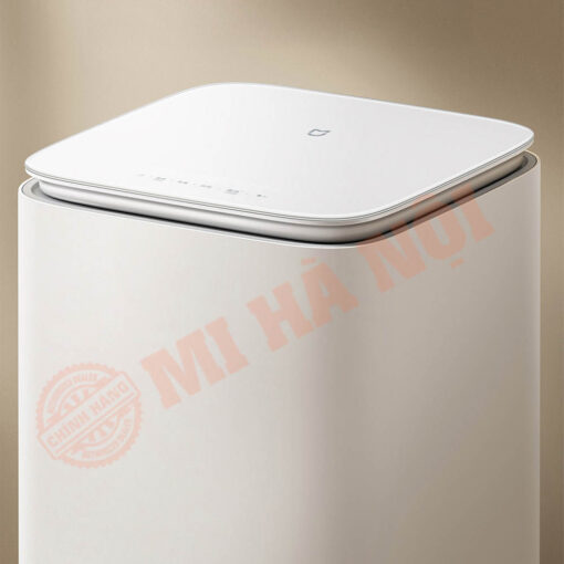 Mặt kính trong suốt, nắp nhựa ABS đóng mở nhẹ nhàng